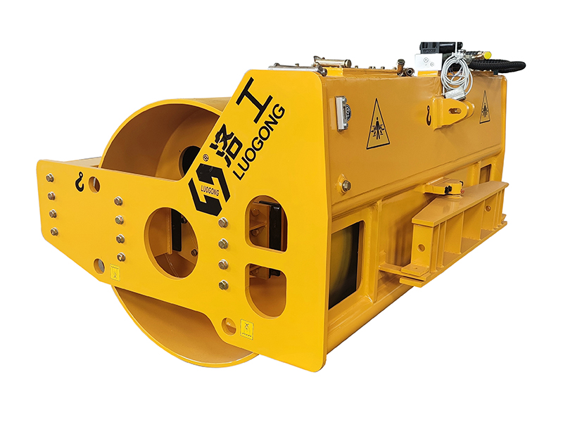 沖擊壓路機(jī)與振動(dòng)壓路機(jī)的使用效果對比